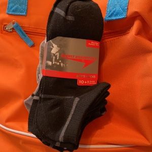 Boys ankle socks size 10-4 NWT Sport essentials